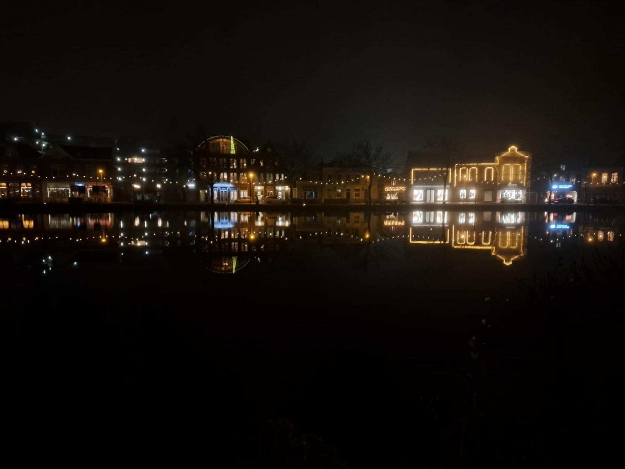 B&B Teddy "Prachtig Authentiek Woonschip Uit 1912, 15 Minuten Van Amsterdam" Wormer Exterior foto