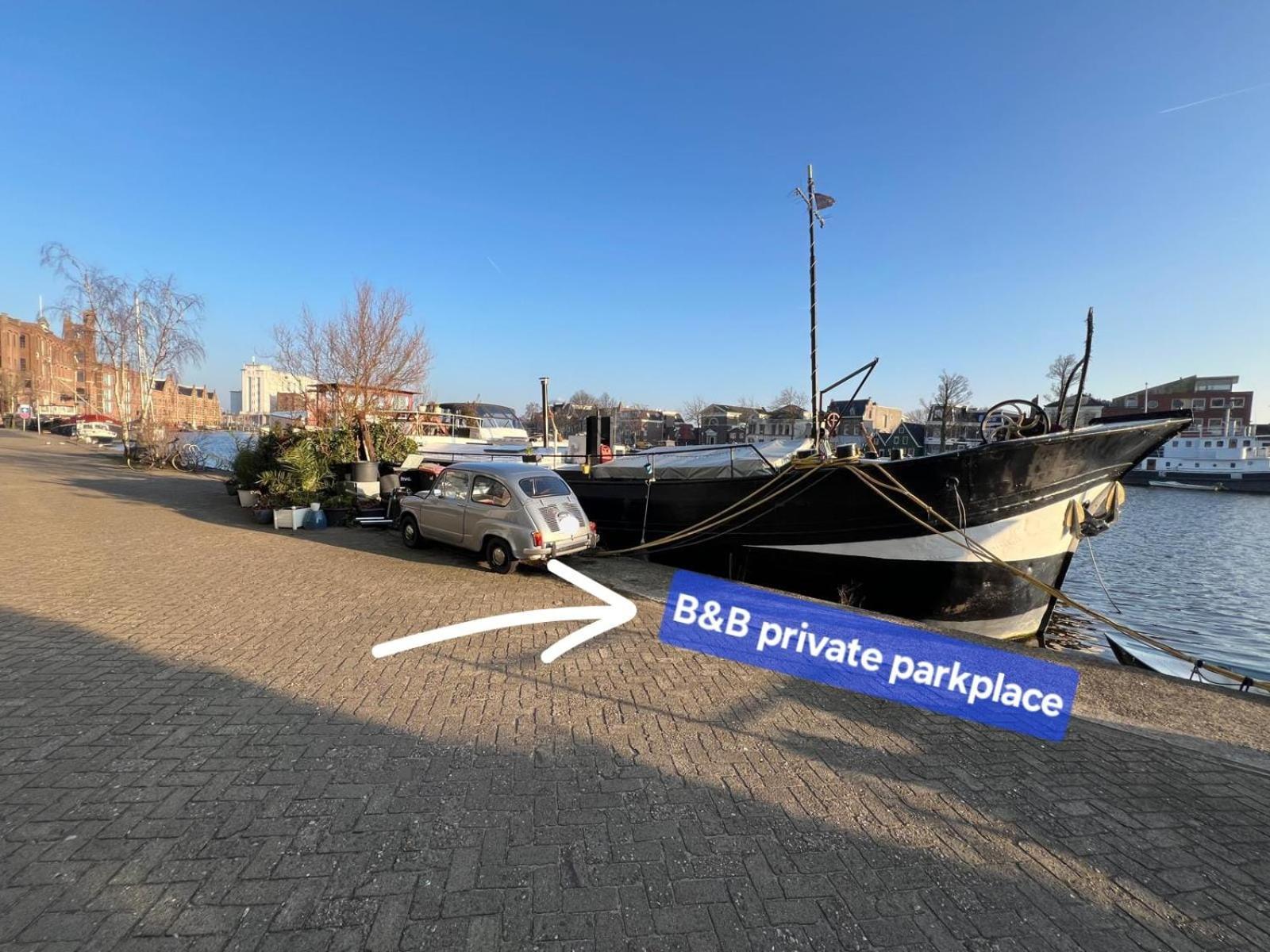 B&B Teddy "Prachtig Authentiek Woonschip Uit 1912, 15 Minuten Van Amsterdam" Wormer Exterior foto